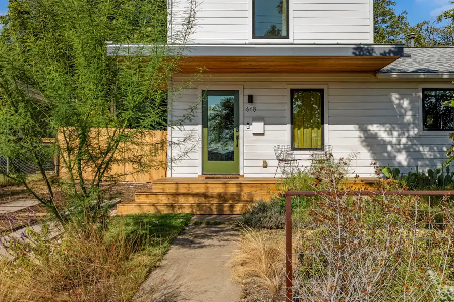 618 Denson Dr, Austin, TX 78752 - Image #3
