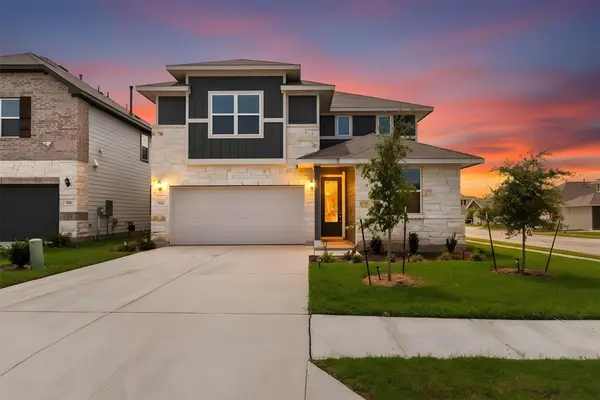 722 Palo Brea Loop, Hutto, TX 78634