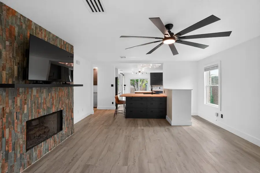 3911 Haleys Way, Round Rock, TX 78665 - #3