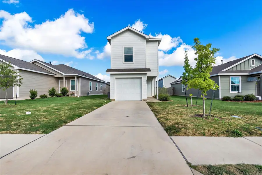 231 Gabbro Gdns, Maxwell, TX 78656 - #2