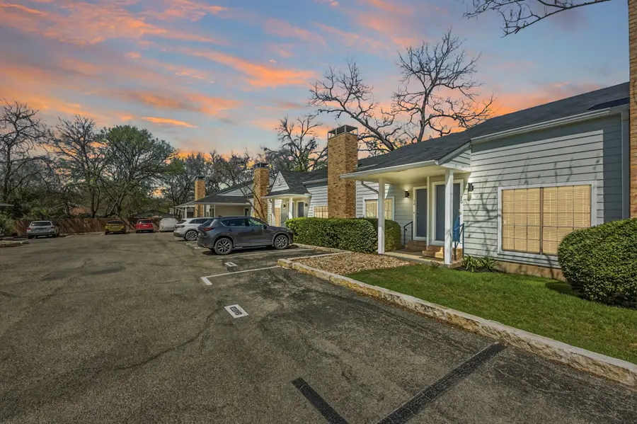 5604 Woodrow Ave #15, Austin, TX 78756 - #2