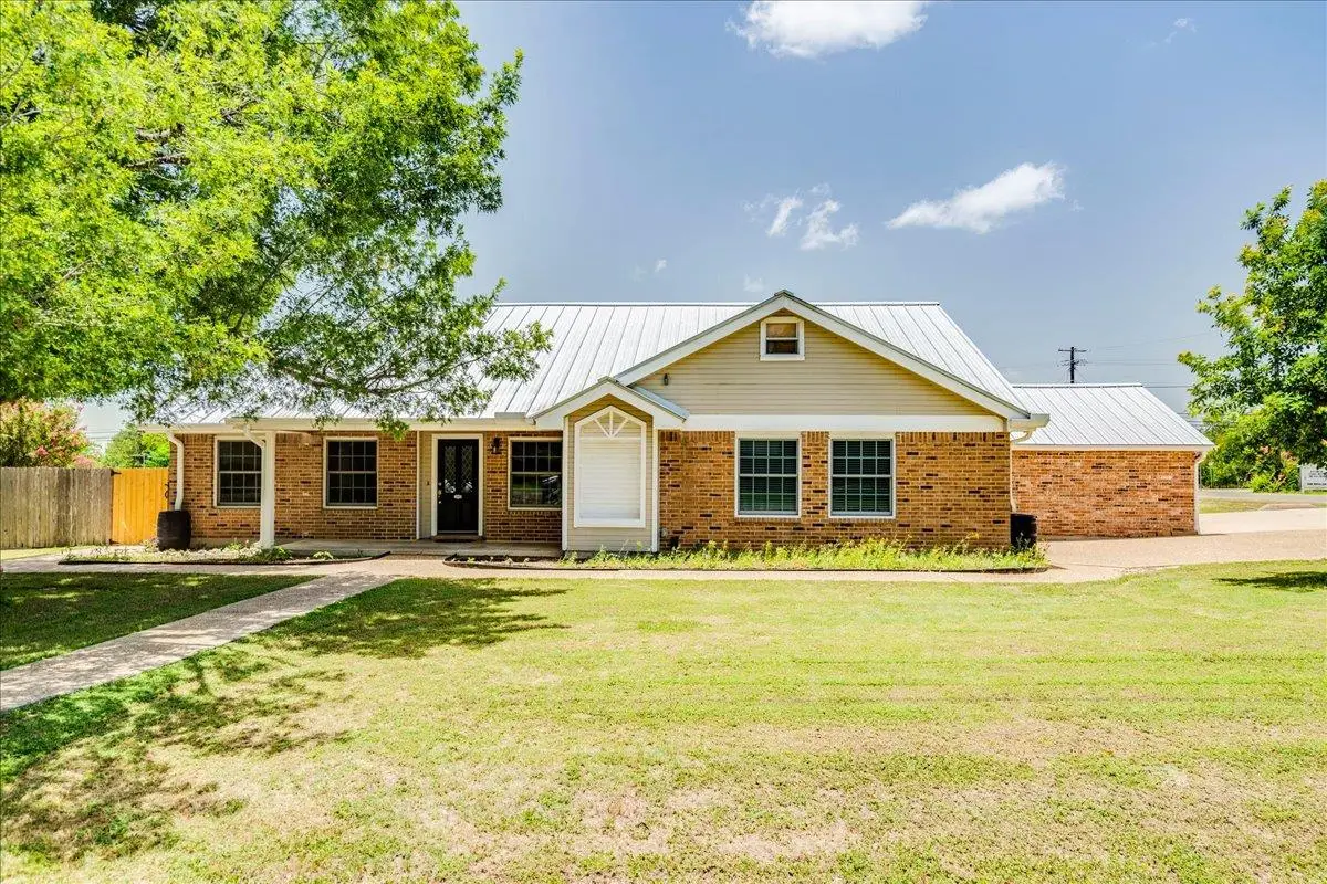 301 Verbena Dr, Kyle, TX 78640 - #1