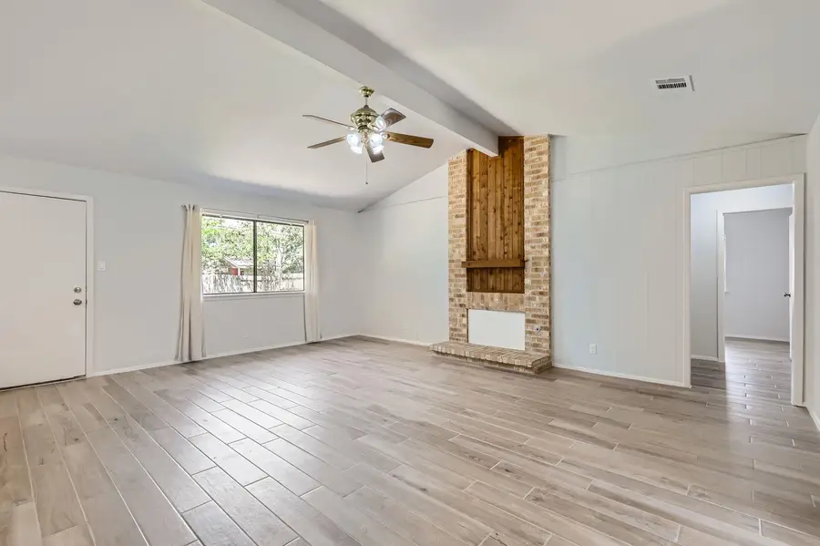11306 Thorny Brook Trl, Austin, TX 78750 - Image #2