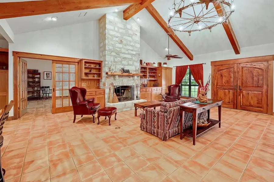 95 Augusta Dr, Wimberley, TX 78676 - #2