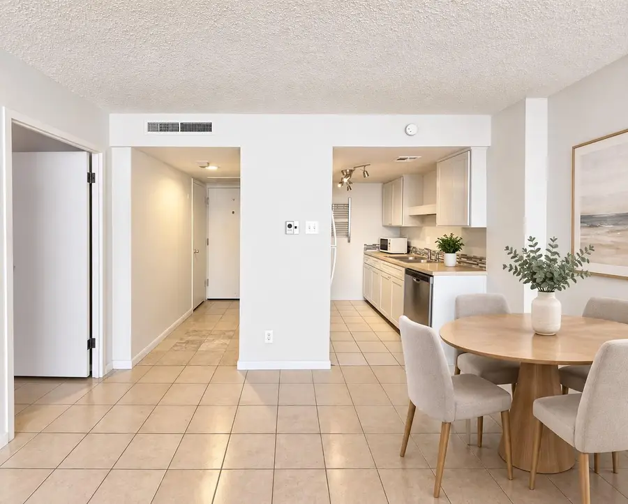 1800 Lavaca St #A107, Austin, TX 78701 - #2