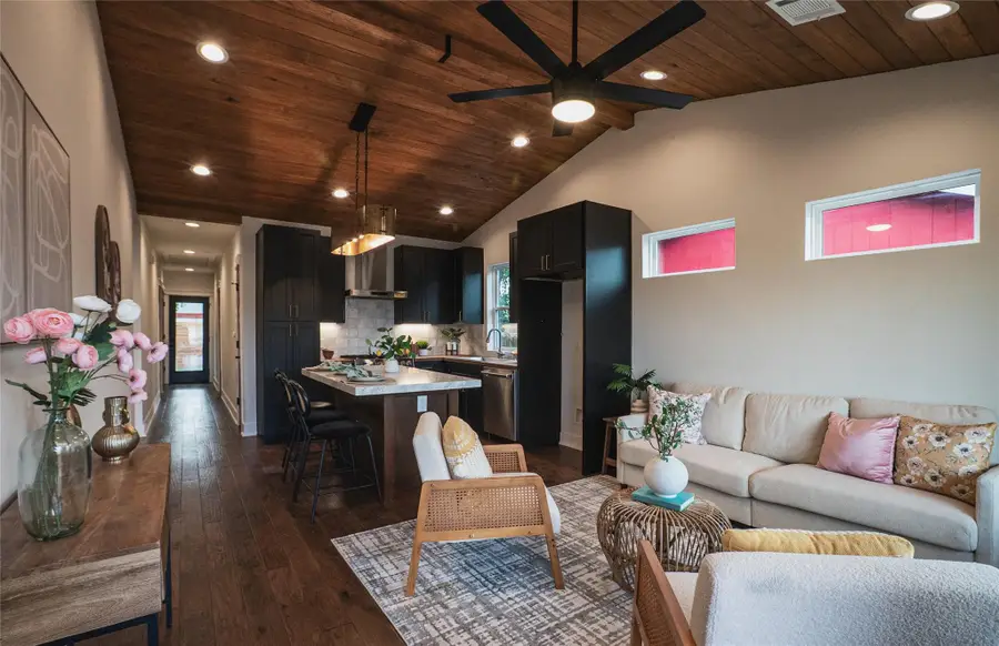 2515 Gonzales St, Austin, TX 78702 - Image #2