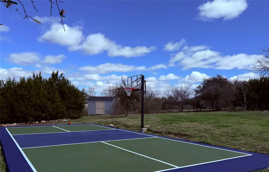 3013 Vista Heights Dr, Leander, TX 78641 - Image #2