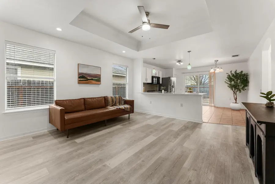 1517 Anise Dr, Austin, TX 78741 - Image #3
