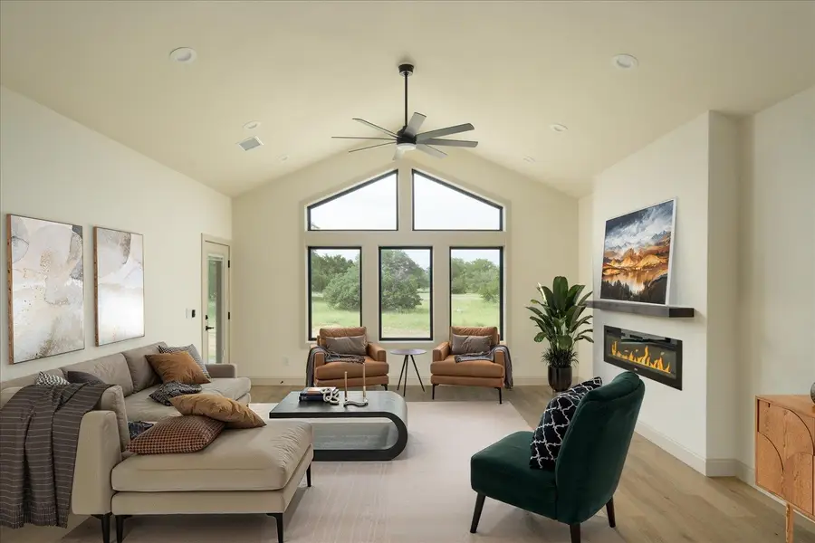 114 Rolling Hill Dr, Horseshoe Bay, TX 78657 - #2