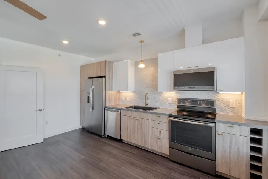 4361 S Congress Ave #527, Austin, TX 78745 - #3