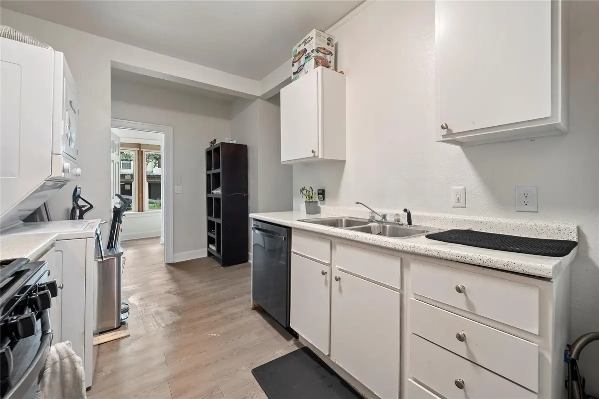 201 W 31st St #A, Austin, TX 78705 - #1