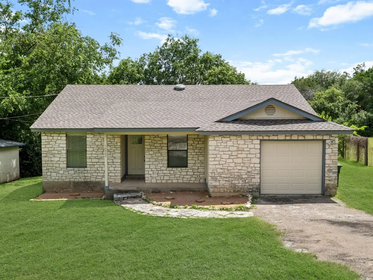 18507 Lake Terrace Dr, Jonestown, TX 78645 - #1