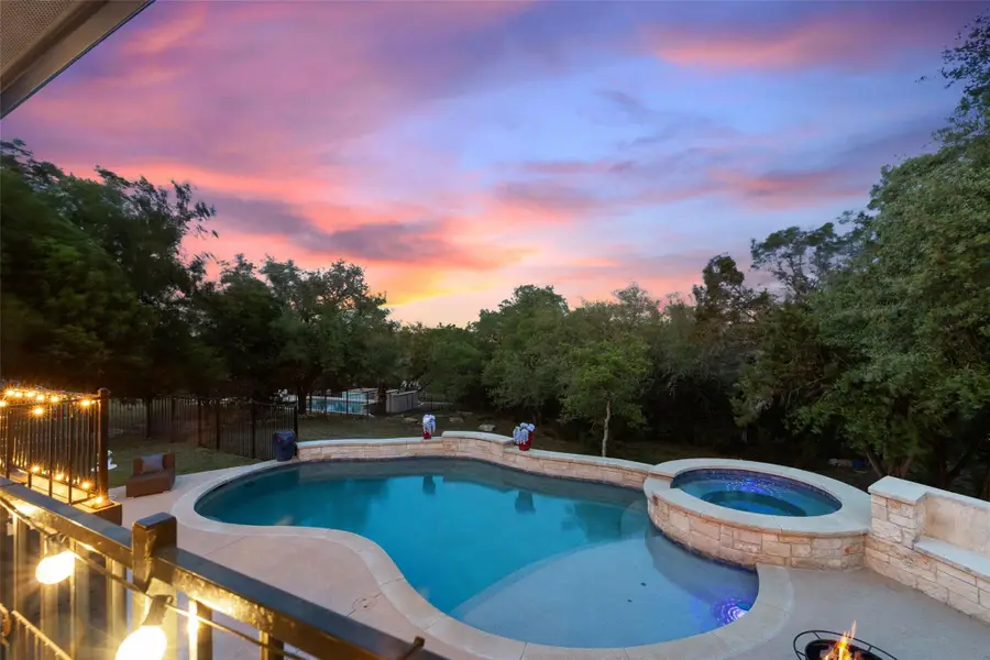 210 Lake Como Dr, Lakeway, TX 78734 - #2