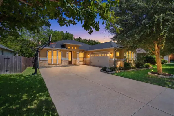 640 Wiltshire Dr, Hutto, TX 78634