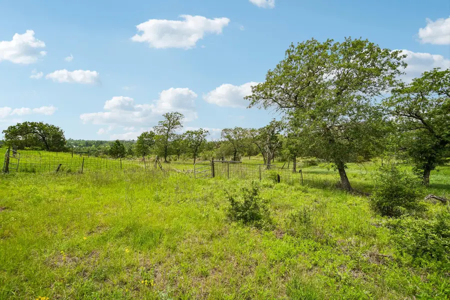 1213 Park Road 1c, Smithville, TX 78957 - #3