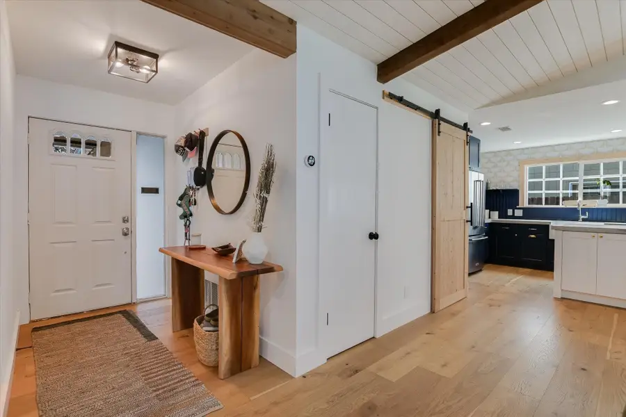 6202 Sun Vista Dr, Austin, TX 78749 - #2