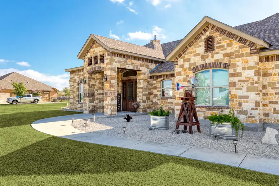 211 Siena Woods, Marion, TX 78124 - #2