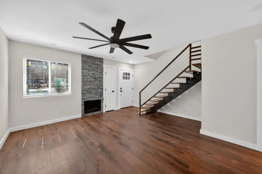 1402 Southport Dr, Austin, TX 78704 - #3