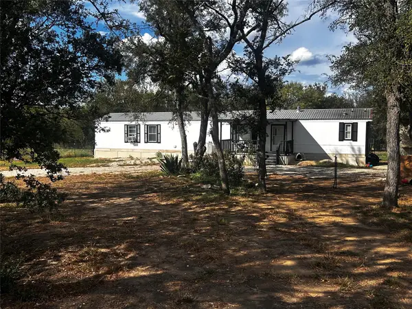 400 Ride Out Blvd, Elgin, TX 78621
