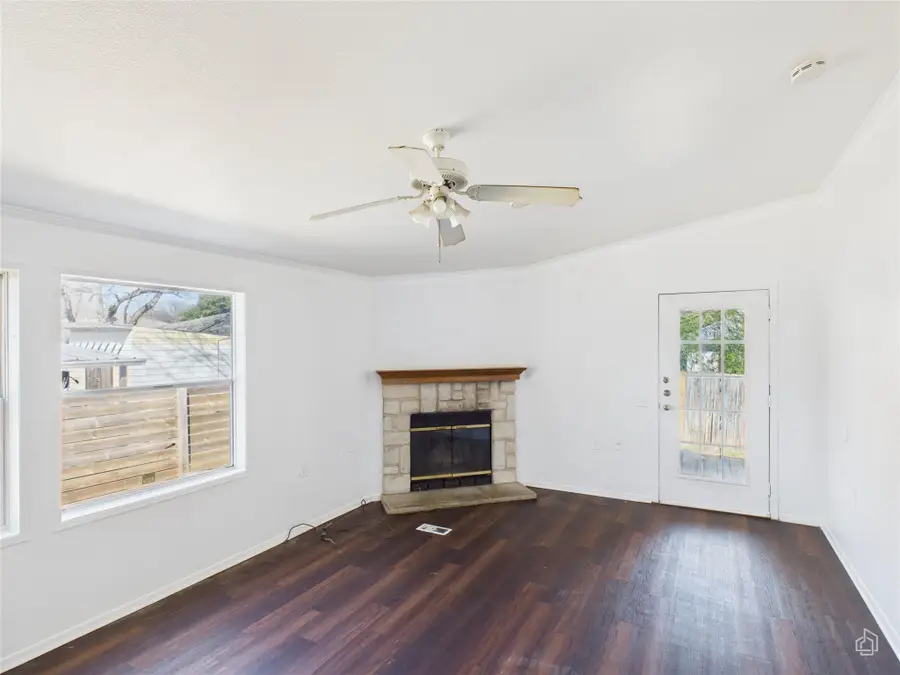 4708 Blue Meadow Dr, Austin, TX 78744 - #2