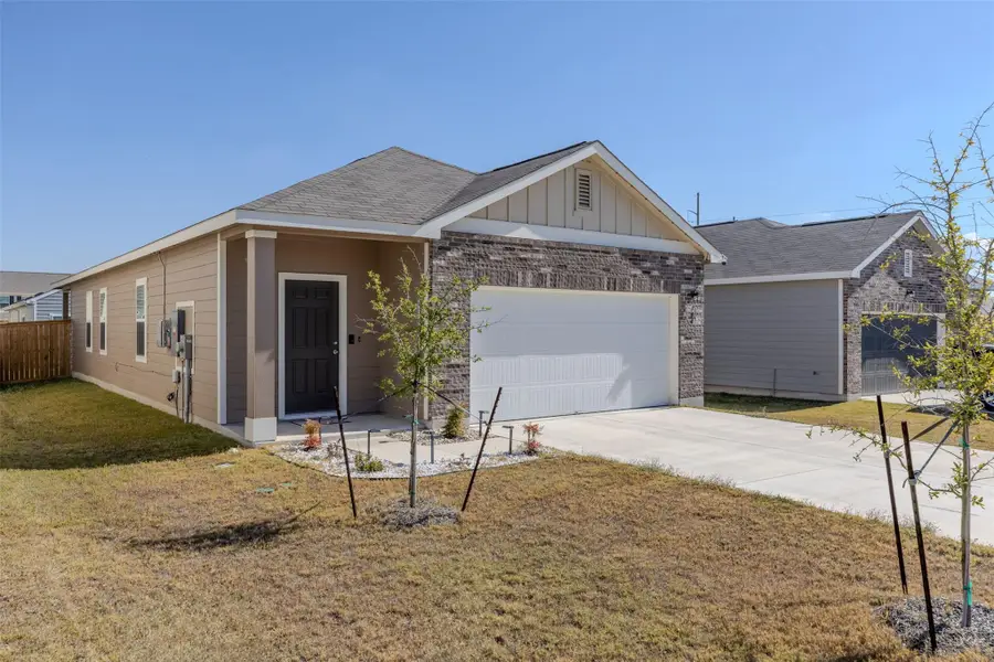 104 Enforcer Loop, Jarrell, TX 76537 - Image #2