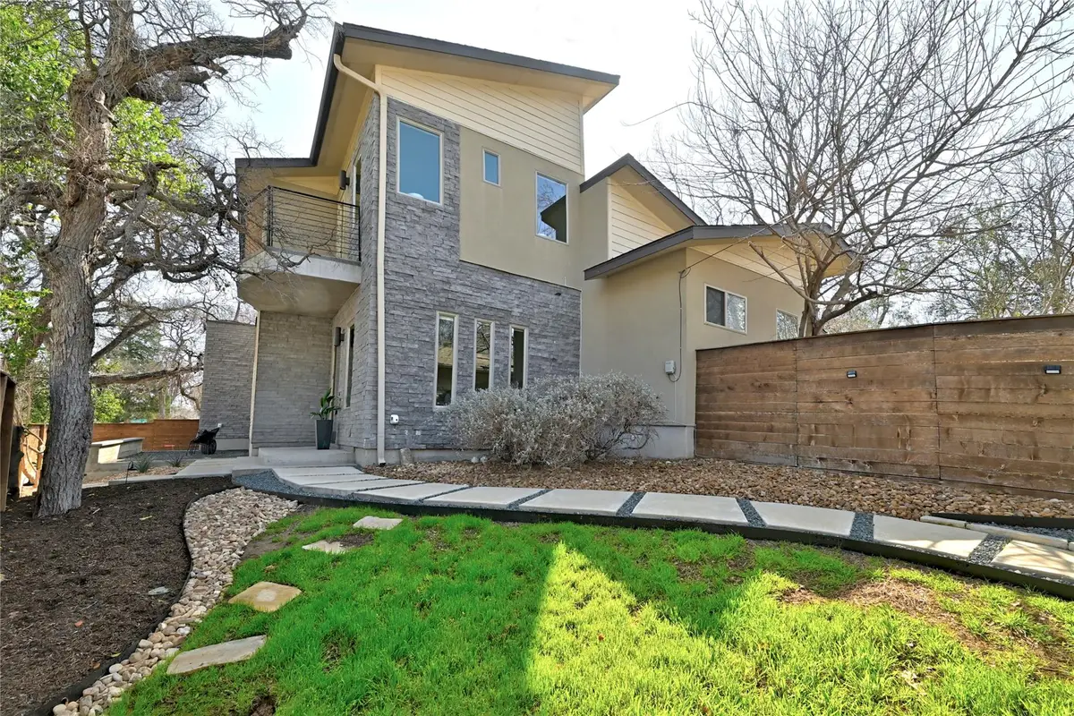 2100 Glendale Pl #A, Austin, TX 78704 - #1