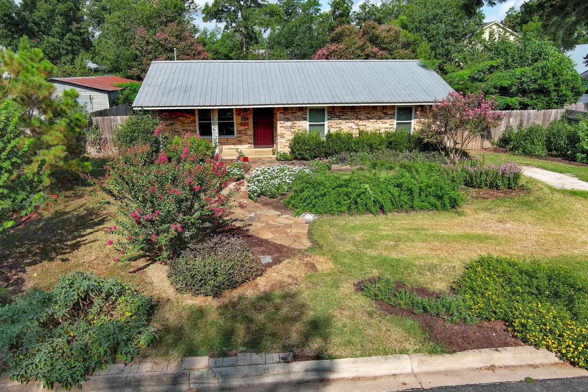 1108 Haysel St, Bastrop, TX 78602 - #1