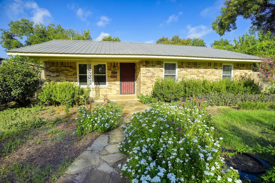 1108 Haysel St, Bastrop, TX 78602 - #3