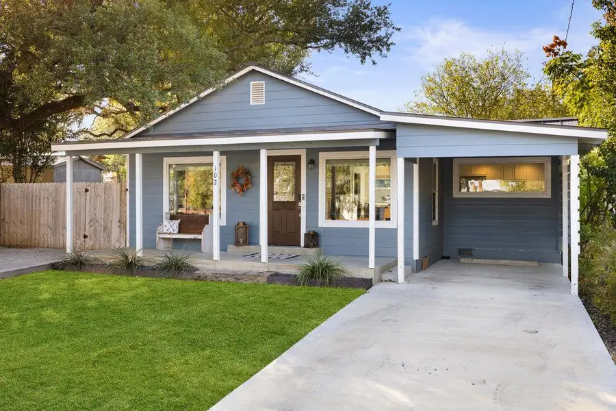 102 Ranchview Dr, Johnson City, TX 78636 - Image #2