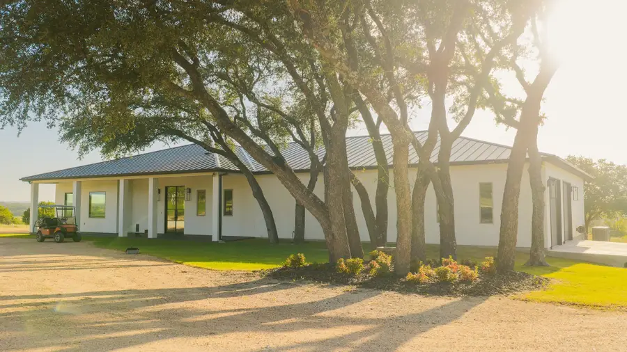 15104 N Hwy 281, Lampasas, TX 76550 - #3