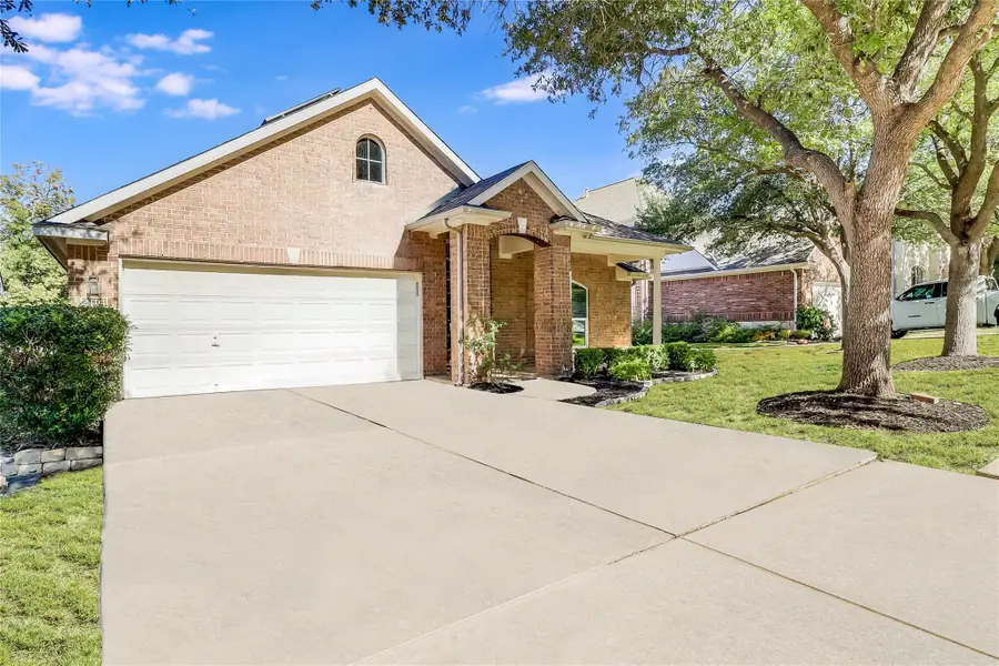 2104 Westfalian Trl, Austin, TX 78732 - Image #2