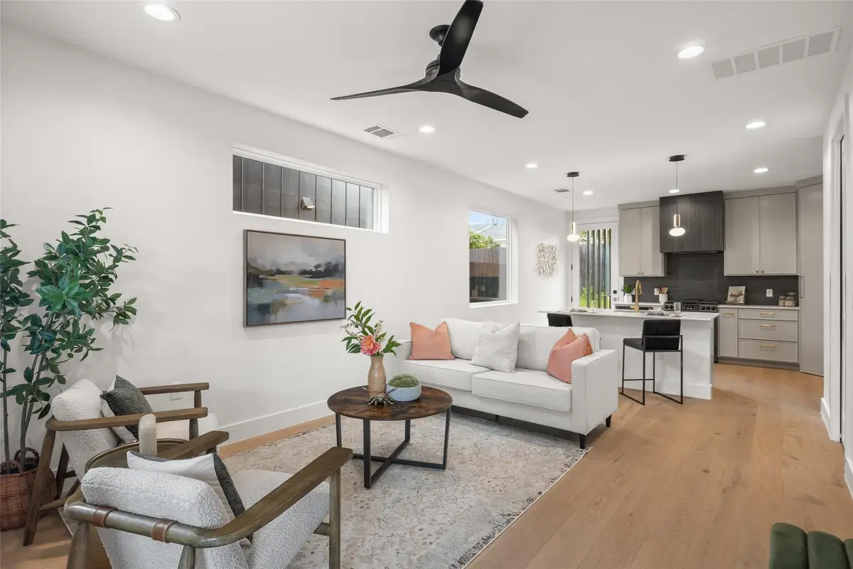 5104 Stone Gate Dr #2, Austin, TX 78721 - #1