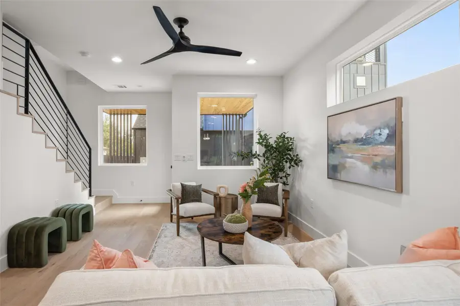 5104 Stone Gate Dr #2, Austin, TX 78721 - #3