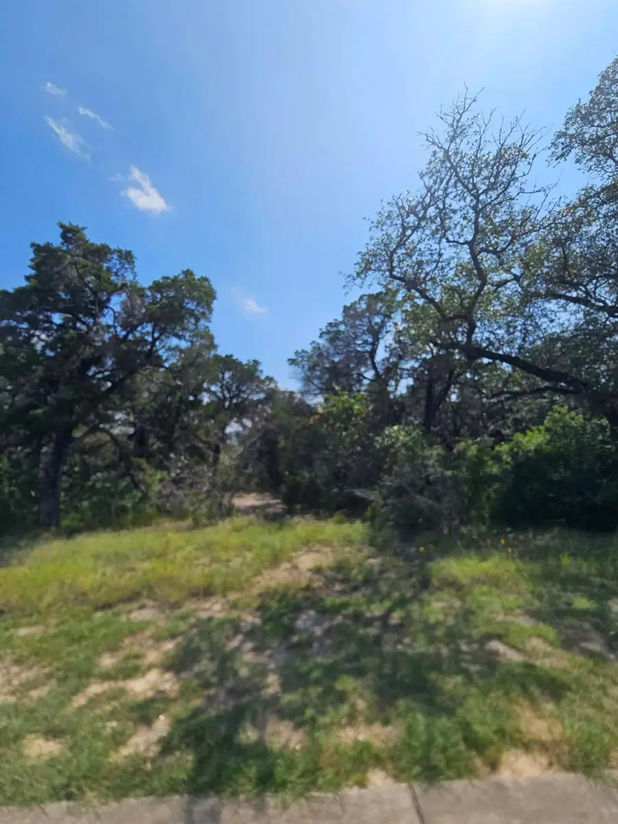 18901 Leisure Ln, Lago Vista, TX 78645 - #2