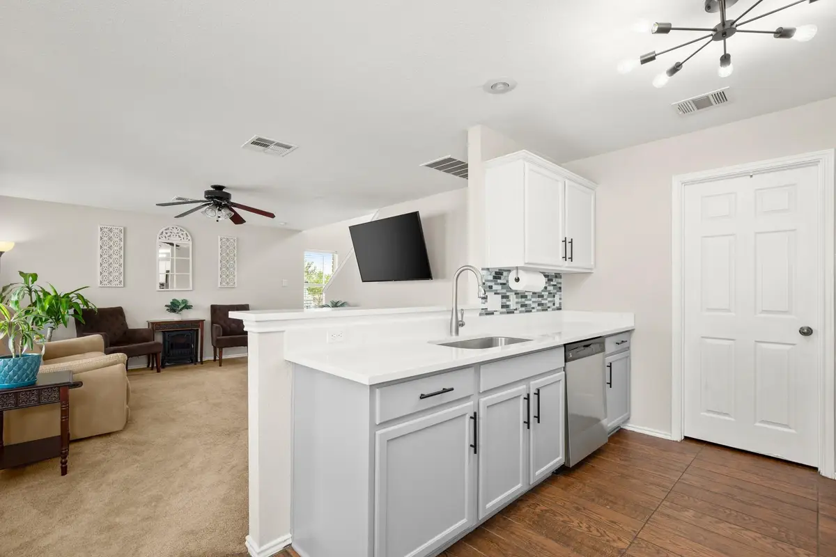 216 Sweet Leaf Ln, Pflugerville, TX 78660 - #1