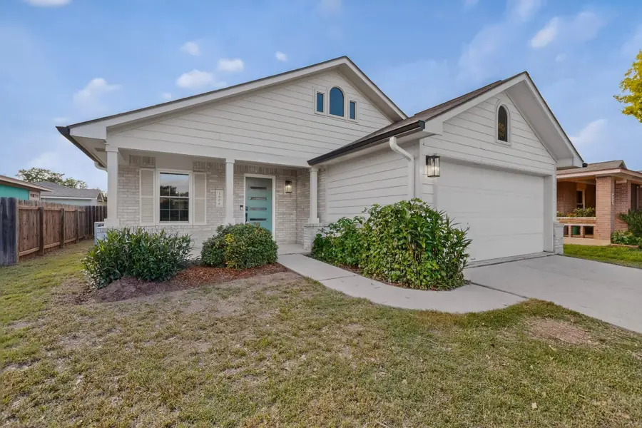 3906 Reeders Dr, Austin, TX 78725 - #2