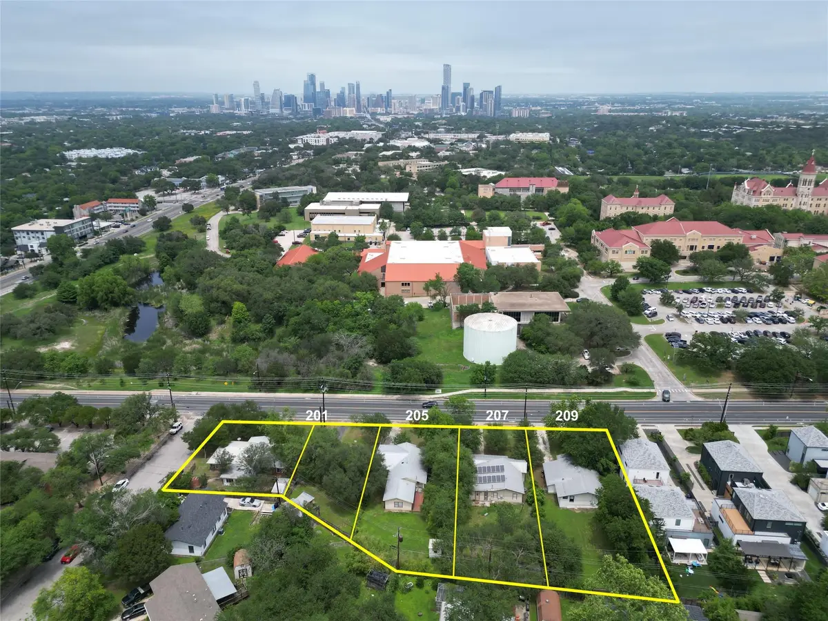 201 Woodward St, Austin, TX 78704 - #1
