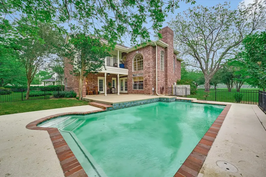 220 2 Mile Ln, Smithville, TX 78957 - #2