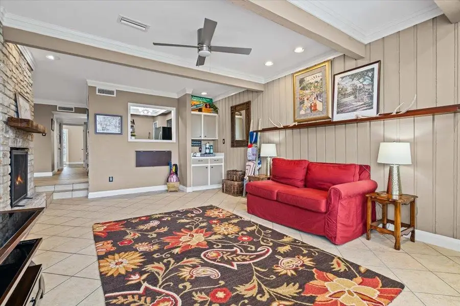 143 World Of Tennis Sq #D143, Lakeway, TX 78738 - #3