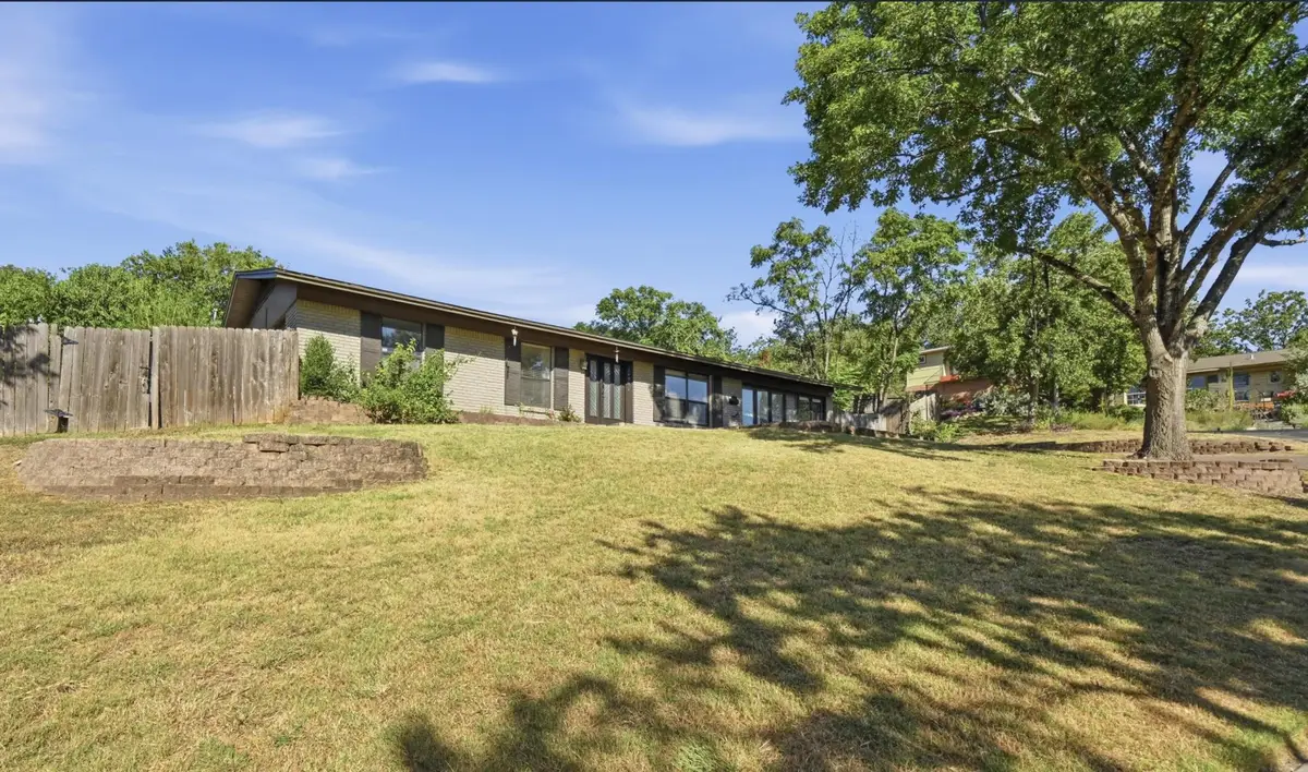 2600 Oakhaven Dr, Austin, TX 78704 - #1