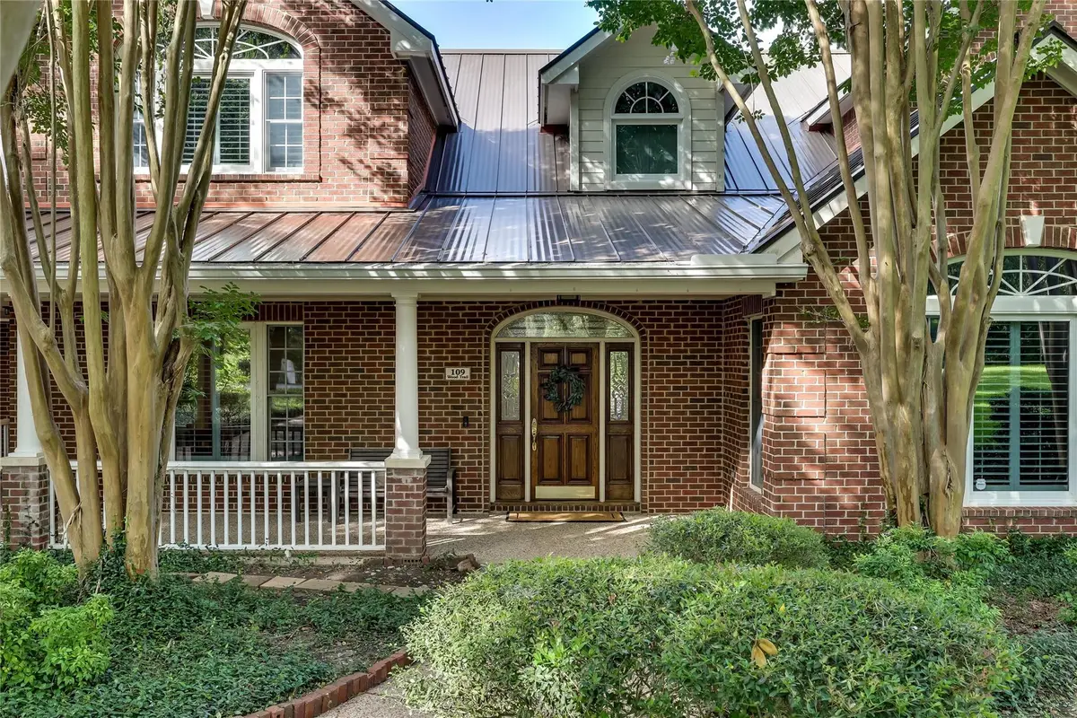 109 Wood Trl, West Lake Hills, TX 78746 - #1