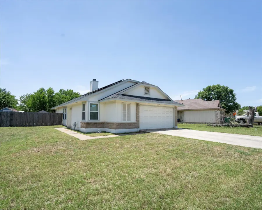 611 Penny Ln, Cedar Park, TX 78613 - Image #2