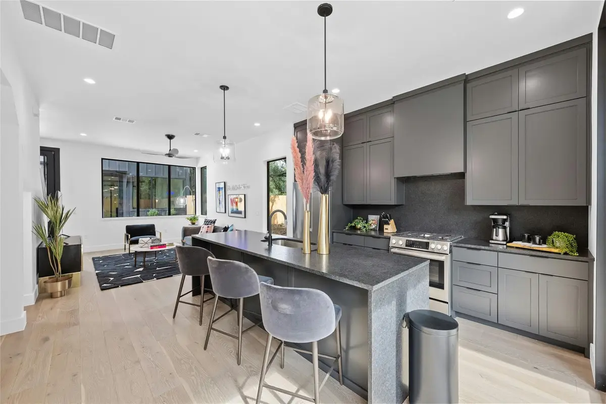 2008 Gathright Cv #B, Austin, TX 78704 - #1