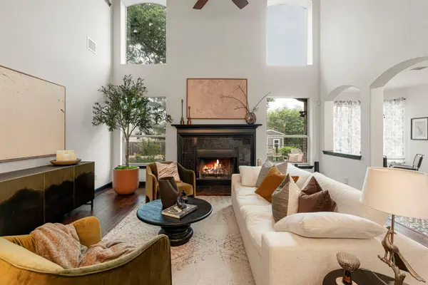 12113 Cascade Caverns Trl, Austin, TX 78739