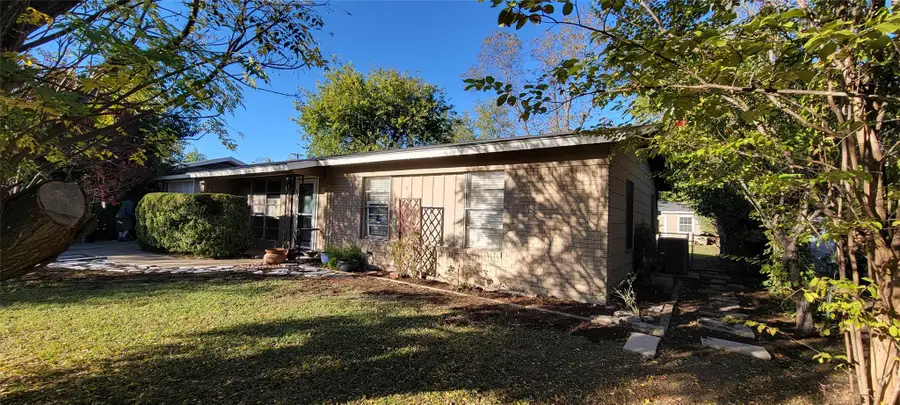1524 Weyford Dr, Austin, TX 78757 - Image #3