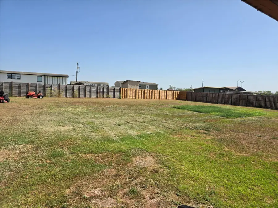 166 Brown Pelican Dr, Del Valle, TX 78617 - #2