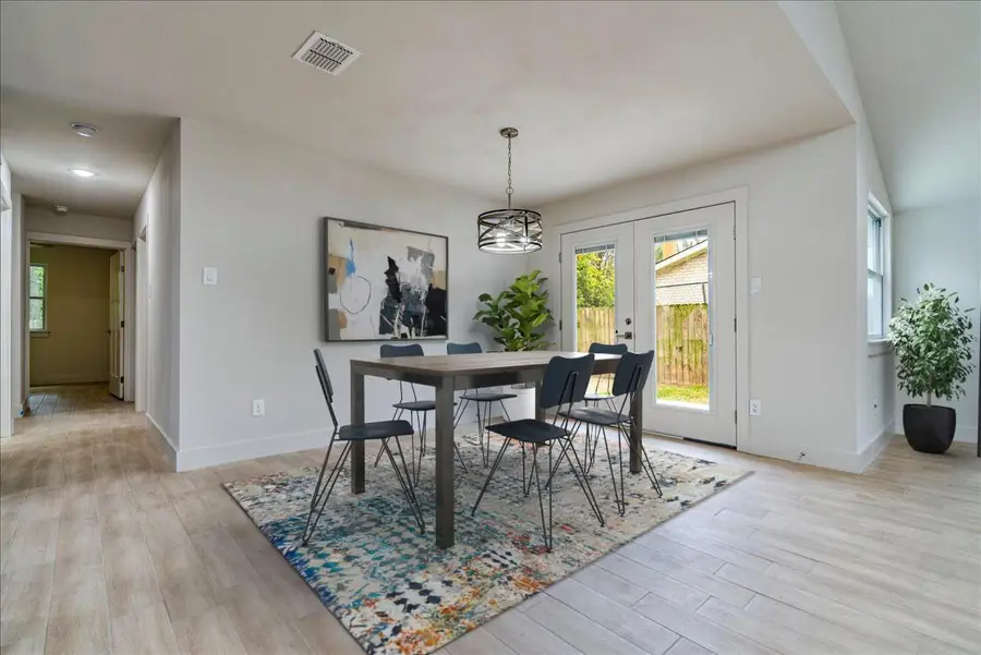 11207 Sage Hollow Dr, Austin, TX 78758 - #3