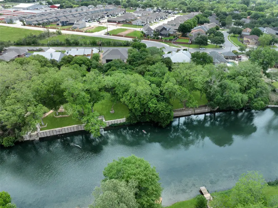 1049 River Ter, New Braunfels, TX 78130 - Image #2