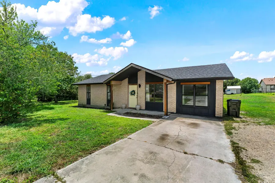 308 River Hills Dr, San Marcos, TX 78666 - #2