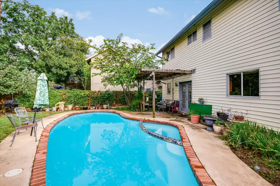 7505 Islander Dr, Austin, TX 78749 - #3